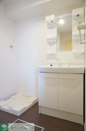 アン・ミケーリアの物件内観写真